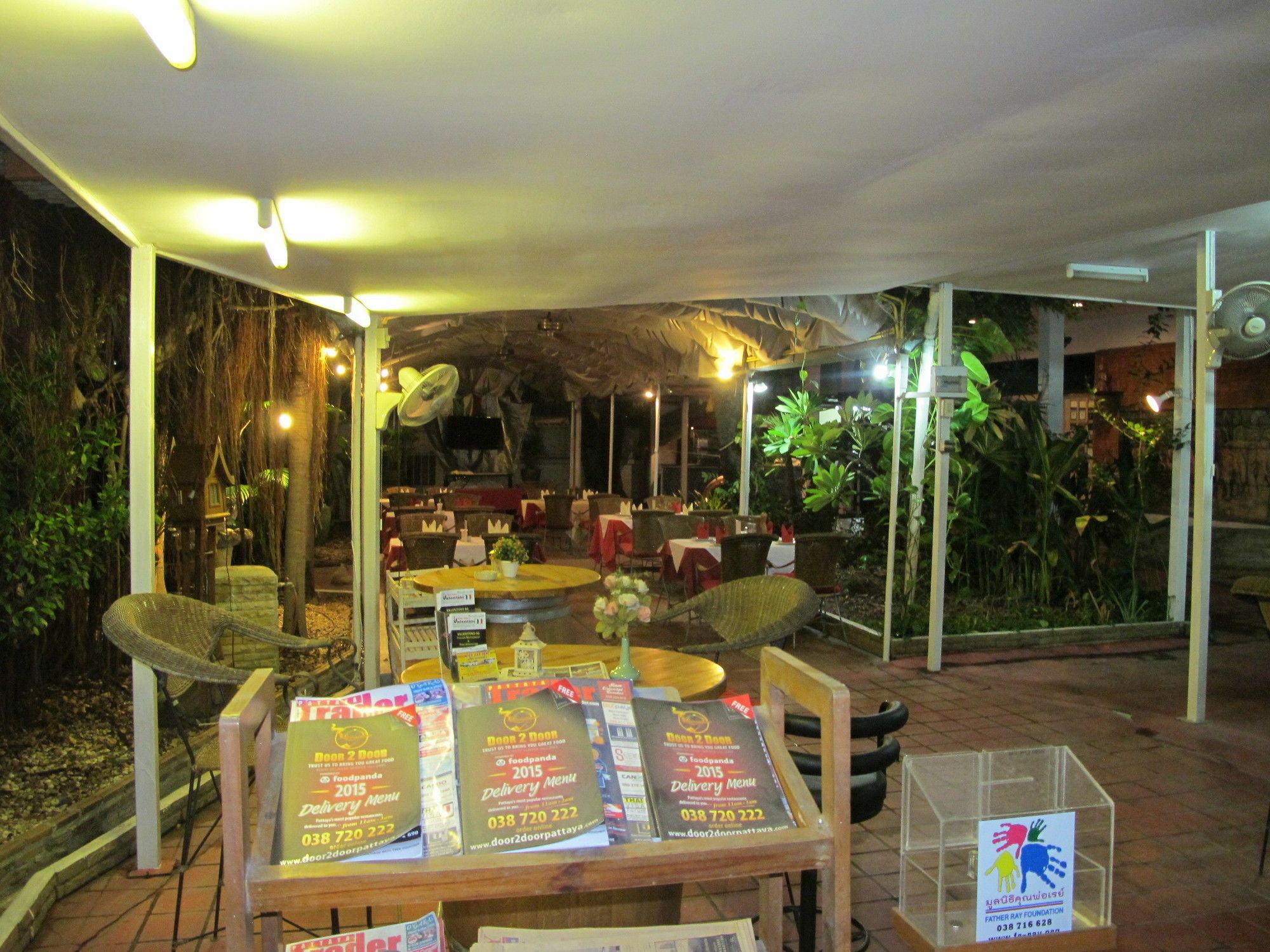 Valentino Restaurant & Guesthouse Pattaya Dış mekan fotoğraf